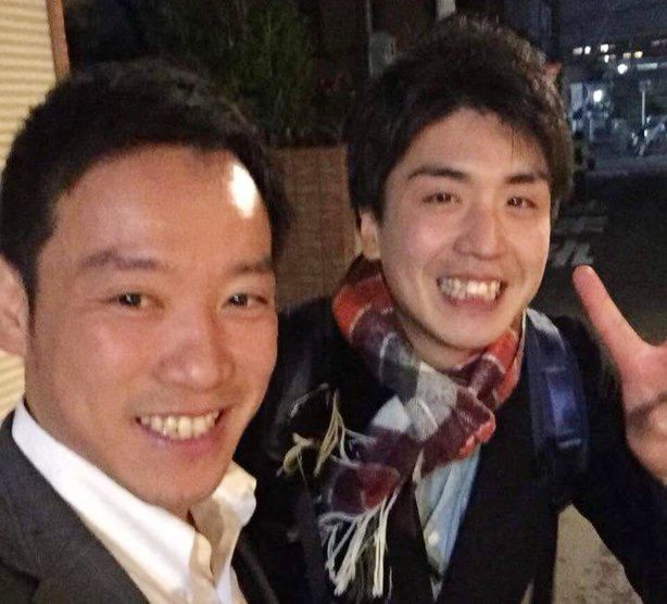 社会人になってからの松本じゅんや(右)